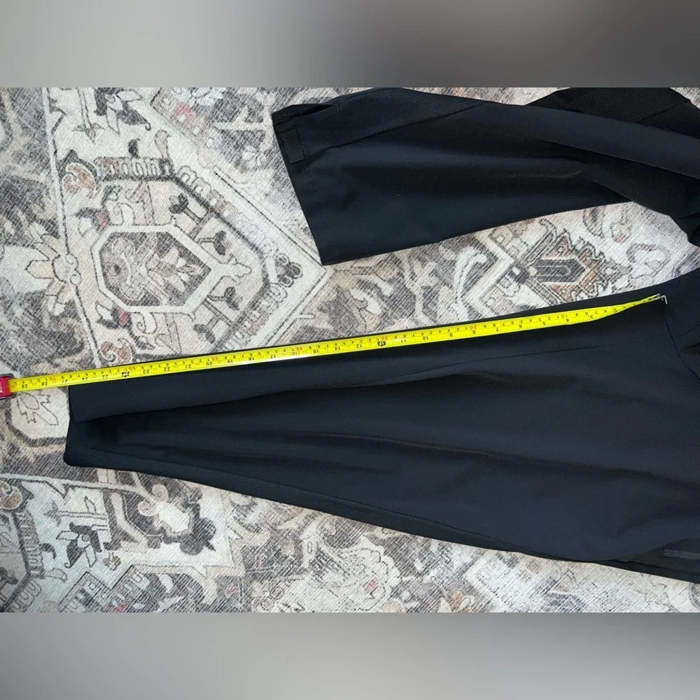 Chico’s Black Athletic Pants with Zipper Pockets Size 2.5R